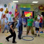 11 день- Август - День любопытных затей