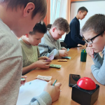 Как менялись платежи: от натурального обмена до оплатой улыбкой?